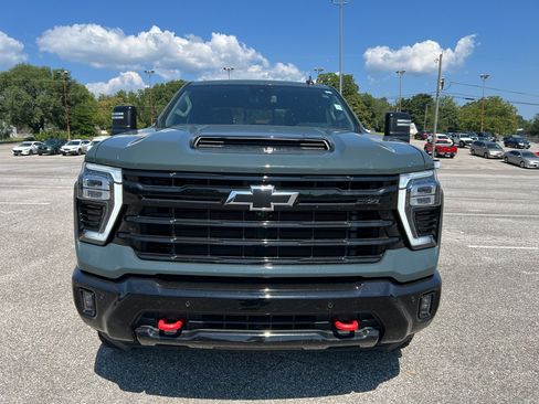 Used 2026 Chevrolet Silverado 2500 LT w/ Trail Boss Package AWD/4WD image 3
