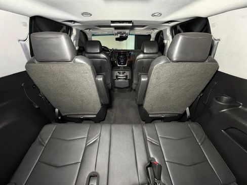 Used 2015 Cadillac Escalade ESV Premium AWD/4WD image 17