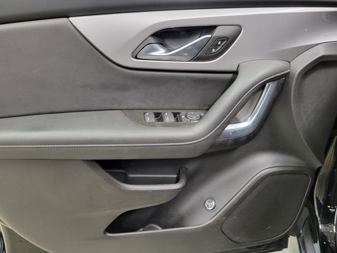 Used 2023 Chevrolet Blazer LT AWD/4WD image 19