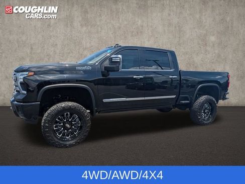 Used 2024 Chevrolet Silverado 2500 High Country w/ Technology Package AWD/4WD image 5