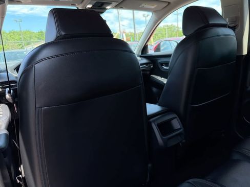 Used 2024 Honda HR-V EX-L image 19