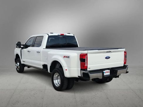 Used 2024 Ford F350 Lariat w/ Lariat Ultimate Package image 6