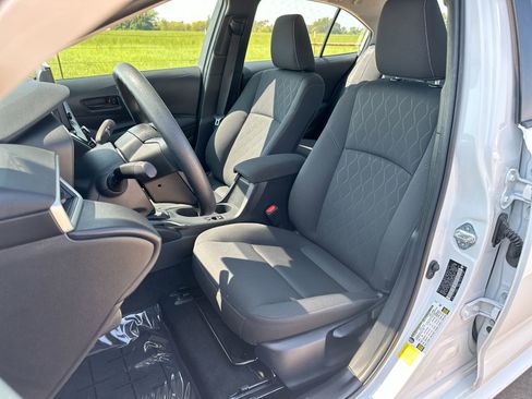 Used 2024 Toyota Corolla LE image 11