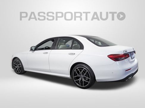 Used 2023 Mercedes-Benz E 350 4MATIC Sedan image 3
