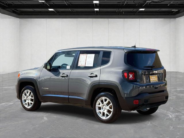 Certified 2023 Jeep Renegade Latitude AWD/4WD image 7