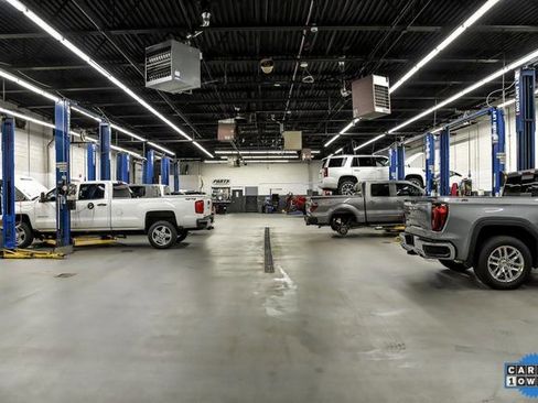 Used 2025 Chevrolet Silverado 2500 LTZ w/ LTZ Premium Package image 29