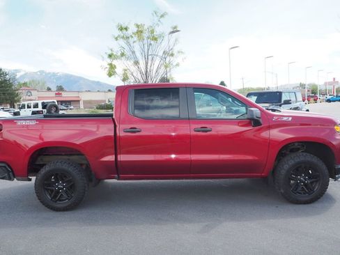 Used 2019 Chevrolet Silverado 1500 Custom Trail Boss w/ Custom Convenience Package AWD/4WD image 4