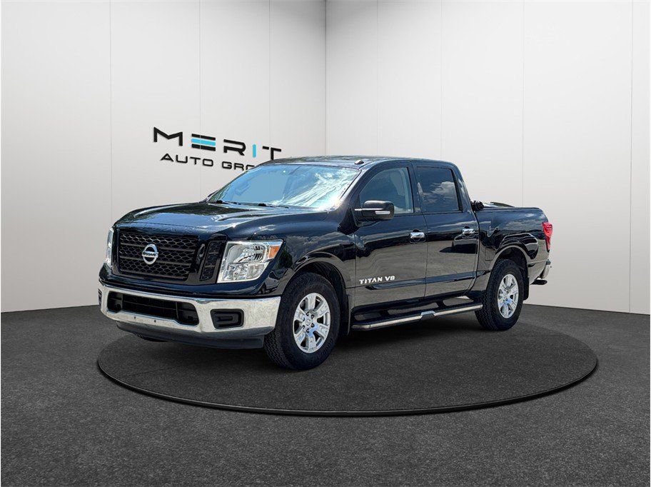Used 2019 Nissan Titan SV RWD image 4