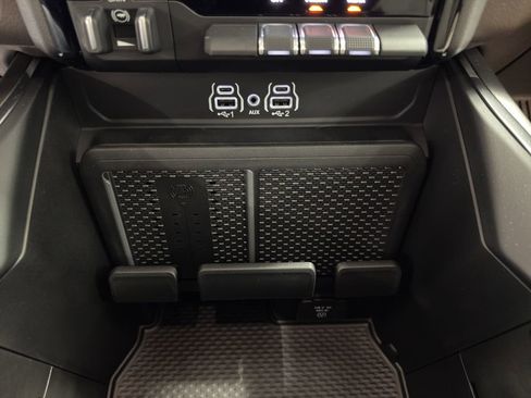 New 2026 RAM 1500 Laramie w/ Laramie Preferred Package image 33