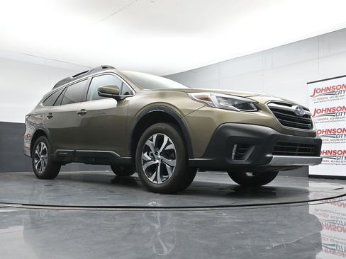 Used 2022 Subaru Outback Limited AWD/4WD image 33
