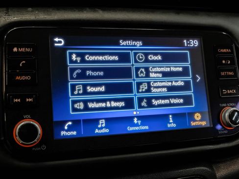 Used 2023 Nissan Kicks SR FWD image 40