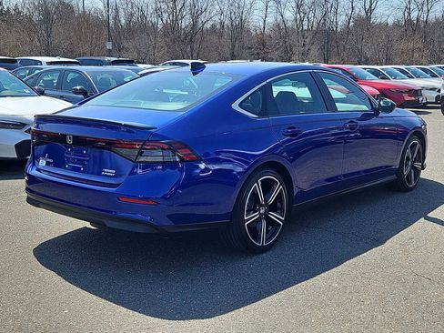 Used 2025 Honda Accord Sport image 7