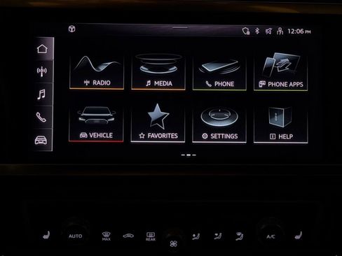 Certified 2025 Audi Q3 2.0T Premium Plus w/ Premium Plus Package AWD/4WD image 28