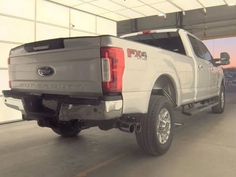 Used 2019 Ford F350 XLT w/ XLT Premium Package image 3