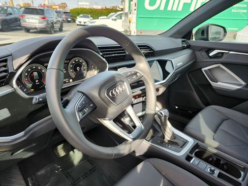 Certified 2025 Audi Q3 2.0T Premium Plus image 10