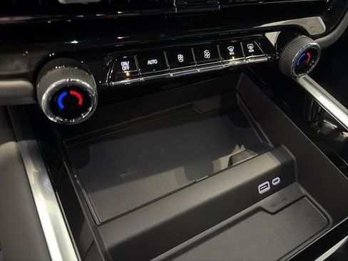 New 2026 Chevrolet Suburban LS w/ LPO, Dark Essentials Package image 19