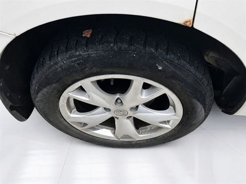 Used 2009 Nissan Rogue SL w/ Premium Pkg AWD/4WD image 28
