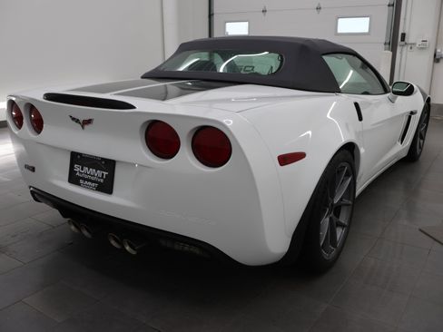 Used 2013 Chevrolet Corvette Grand Sport w/ 4LT Preferred Equipment Group RWD image 5