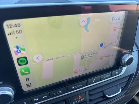 Used 2024 Nissan Altima 2.5 SV image 3