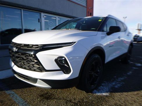 Used 2023 Chevrolet Blazer LT w/ Convenience Package image 1