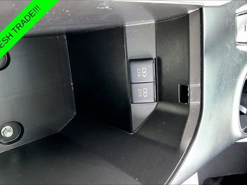 Used 2020 Toyota Camry LE w/ Fleet Convenience Package FWD image 16