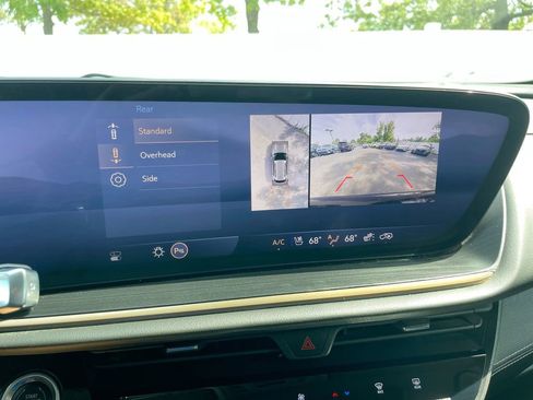 Used 2024 Buick Envision Avenir image 45