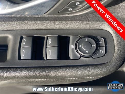 Used 2024 GMC Terrain SLE image 15