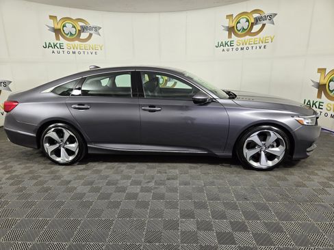 Used 2020 Honda Accord Touring image 10