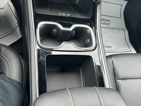 Certified 2025 Chevrolet Traverse LT AWD/4WD image 20