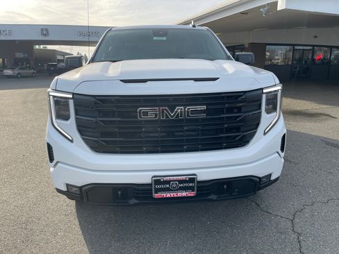 New 2026 GMC Sierra 1500 Elevation w/ LPO, Elevation Black Package image 2