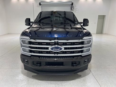 Used 2024 Ford F350 King Ranch w/ FX4 Off-Road Package image 8