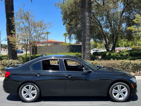 Used 2018 BMW 330i Sedan RWD image 18