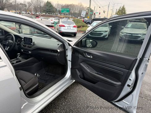 Used 2020 Nissan Altima 2.5 S image 10