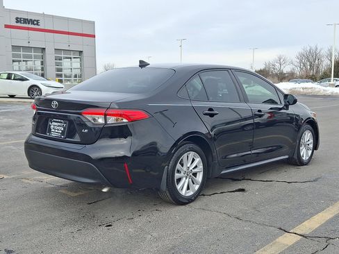 Used 2024 Toyota Corolla LE image 6