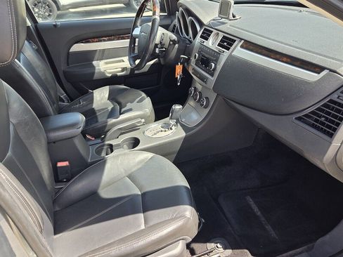 Used 2010 Chrysler Sebring Limited FWD image 17