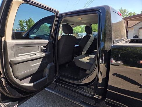 Used 2012 RAM 2500 ST w/ Chrome Appearance Group AWD/4WD image 32