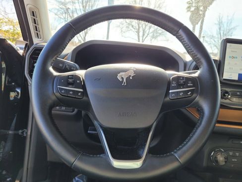 Used 2022 Ford Bronco Sport Badlands image 12