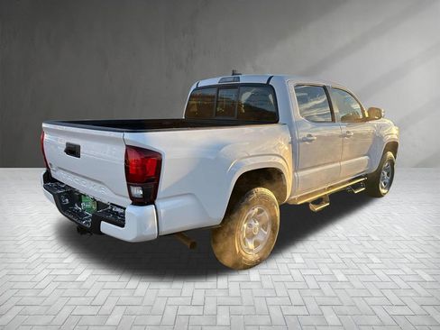 Used 2023 Toyota Tacoma SR w/ SR Convenience Package image 5