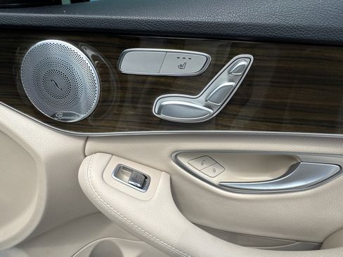 Used 2021 Mercedes-Benz C 300 Sedan image 16