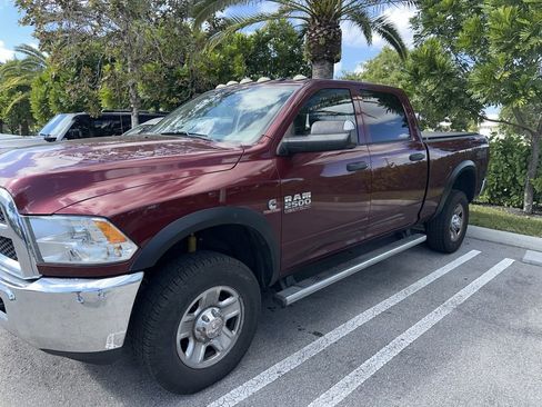 Used 2017 RAM 2500 Tradesman w/ Chrome Appearance Group image 3