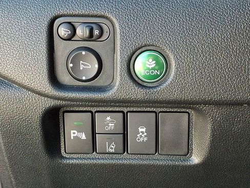 Used 2025 Honda Passport EX-L image 27