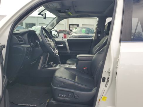 Used 2018 Toyota 4Runner Limited image 20