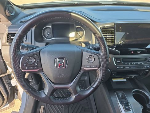 Used 2023 Honda Passport EX-L image 18