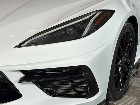 Used 2024 Chevrolet Corvette Stingray Preferred Cpe w/ Stealth Interior Trim Package image 4