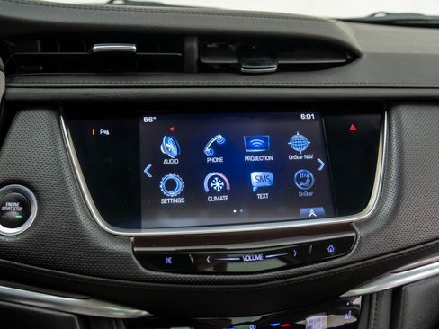 Used 2018 Cadillac XT5 Luxury image 22