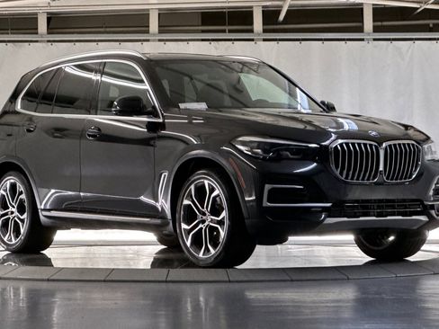 Used 2023 BMW X5 sDrive40i w/ Premium Package RWD image 6