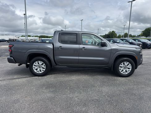Certified 2023 Nissan Frontier SV w/ SV Convenience Package AWD/4WD image 4
