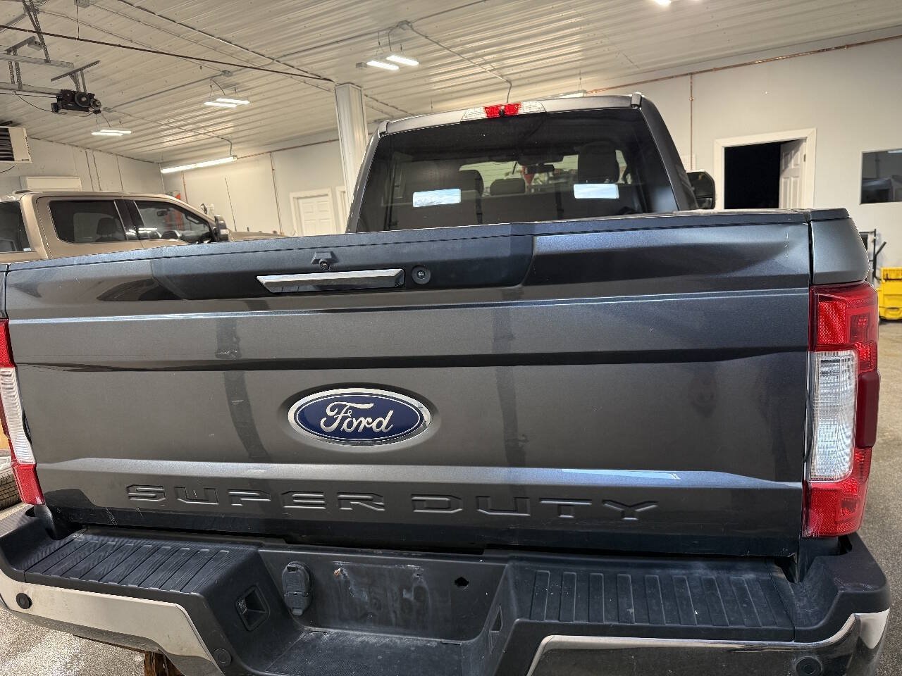 Used 2018 Ford F250 XLT w/ XLT Premium Package AWD/4WD image 5