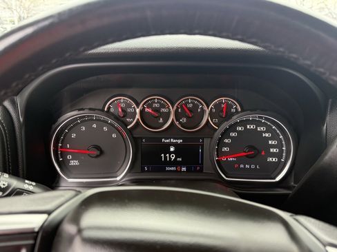 Used 2022 Chevrolet Silverado 3500 LT w/ Convenience Package image 13