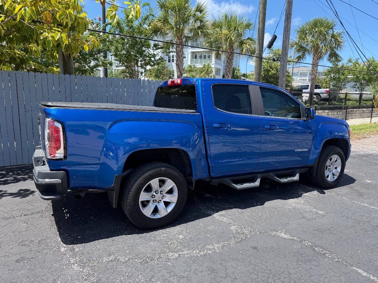 Used 2018 GMC Canyon SLE w/ Trailering Package RWD image 3